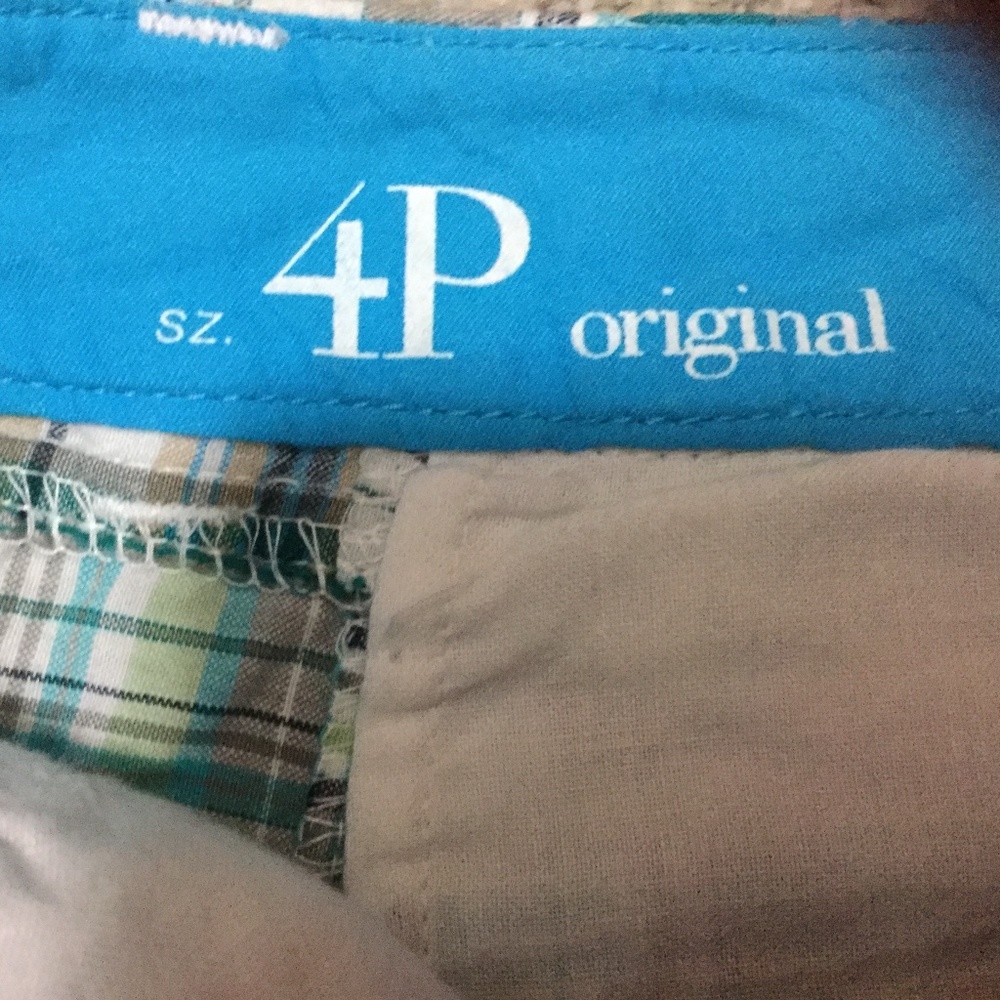 Shorts - Picture 4 of 4